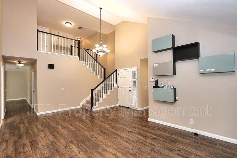 Gold River House: 2173 Roaring Camp Drive