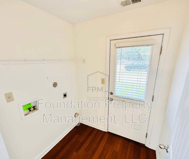Memphis Condo: 1314 Crosstown Court