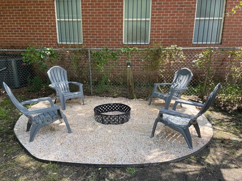 Savannah House: 626 East Waldburg Street