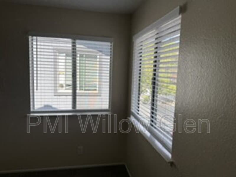 San Jose Townhome: 7379 Tulare Hill Drive