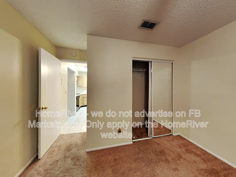 Tampa Condo: 14733 Norwood Oaks Dr