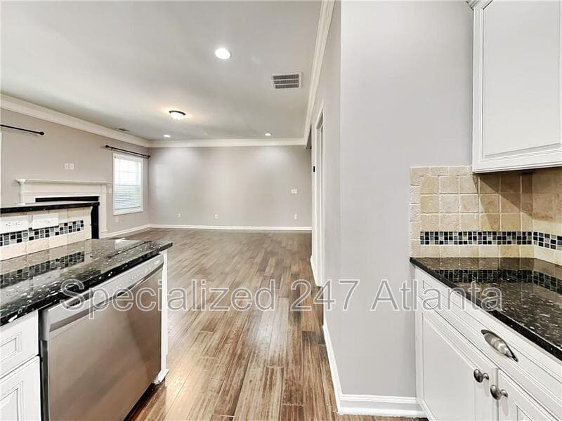 Kennesaw Townhome: 1610 Marsanne Ter NW