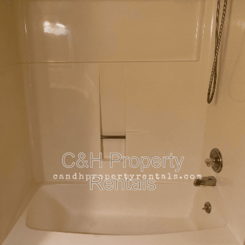 Billings Condo: 405 Roxy Lane - 3
