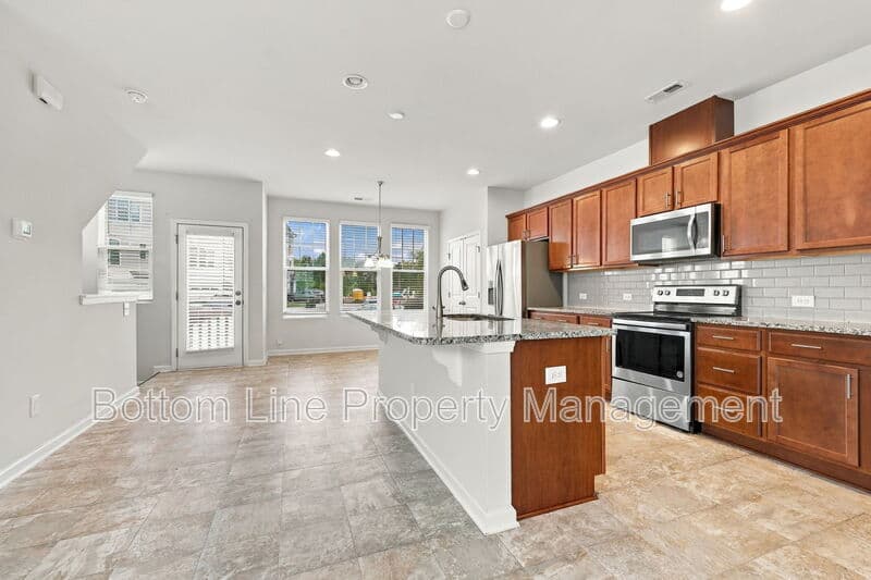 Apex Townhome: 1421 Salem Creek Dr