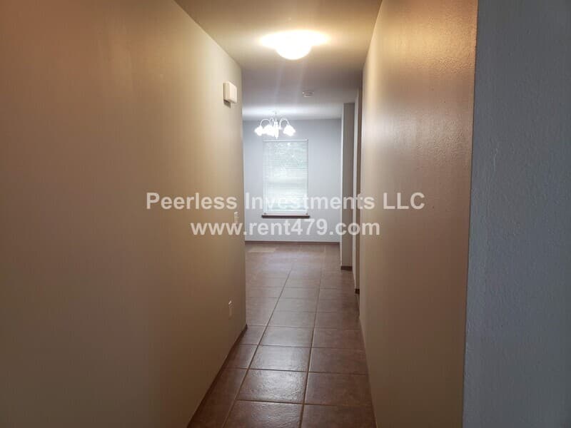 Springdale Condo: 1043A Vale St