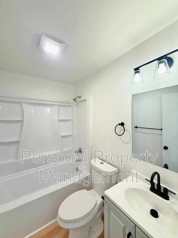 Vancouver Condo: 7420 NE Hazel Dell Ave