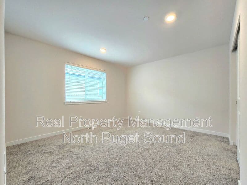 Marysville House: 3200 84th Dr NE