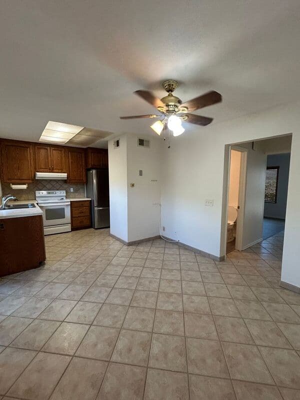 Santee House: 10546 Kerrigan Ct