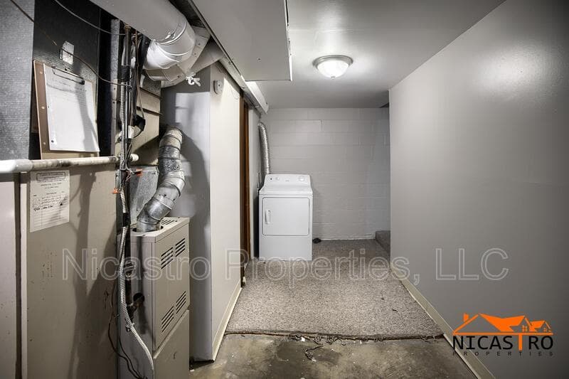 Columbus Condo: 215 East Lane Avenue - A