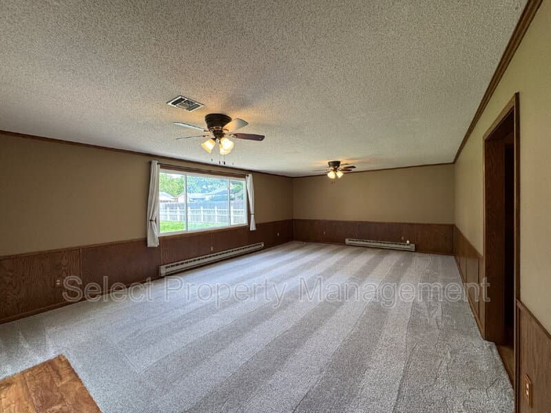 Fort Wayne House: 8239 Wyoming Pass