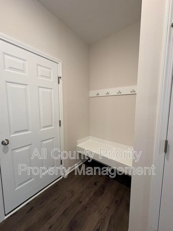 Clayton House: 90 Willow Green Dr.