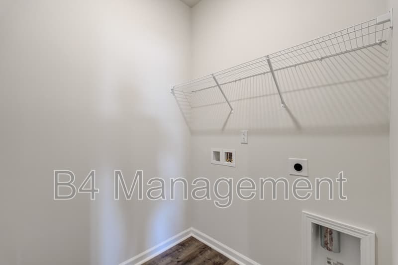 Boiling Springs House: 2159 Springview Ct.