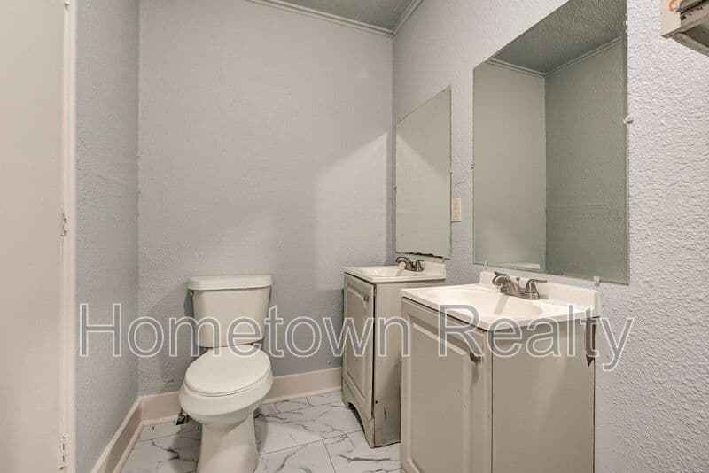 Oklahoma City House: 2114 N Bath Avenue