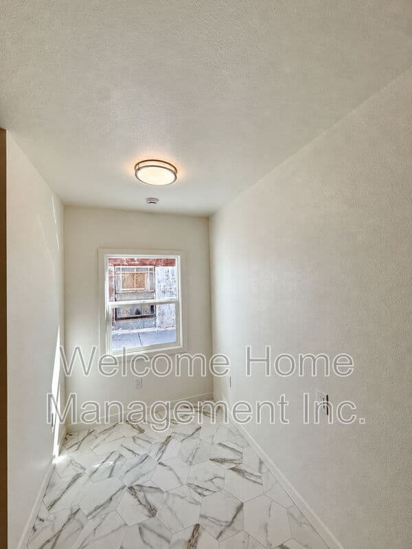 Berkeley Condo: 1538 Berkeley Way