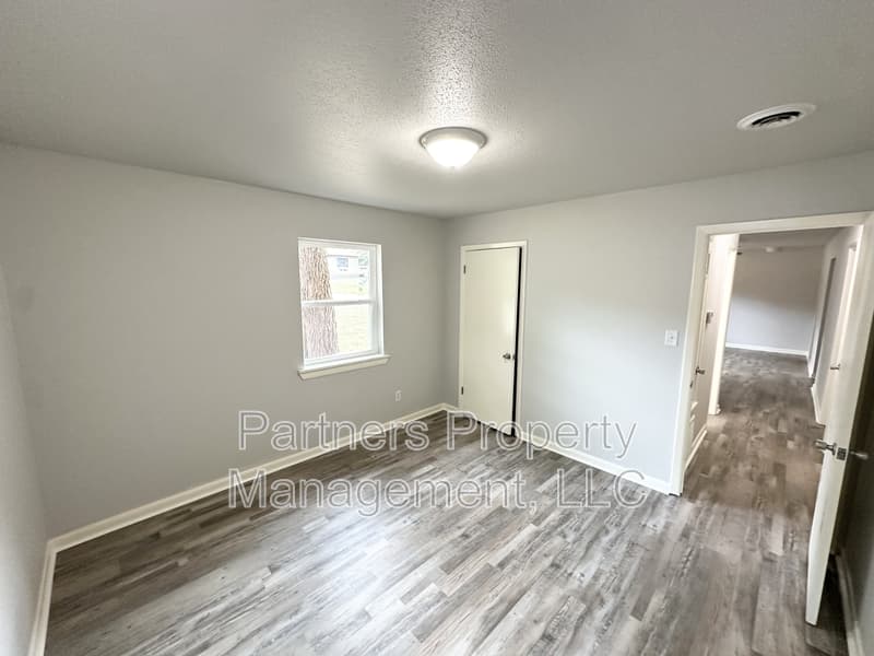 Springdale House: 2409 Cottonwood Place