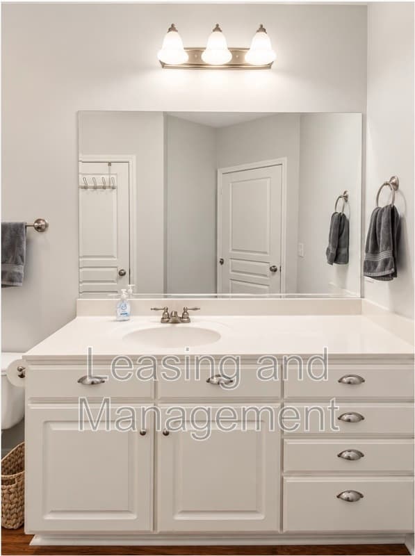 Mount Pleasant Condo: 1807 Basildon Road