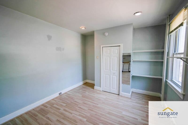 Baltimore Condo: 500 S Collington Ave