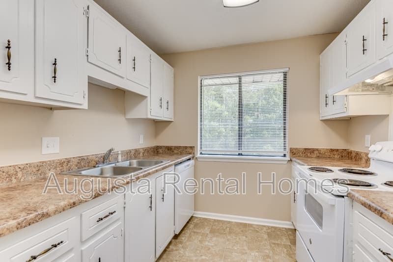 Hephzibah Condo: 3510 Woodlake Road - D