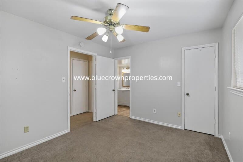 Plano Condo: 1806 Bristol Cv