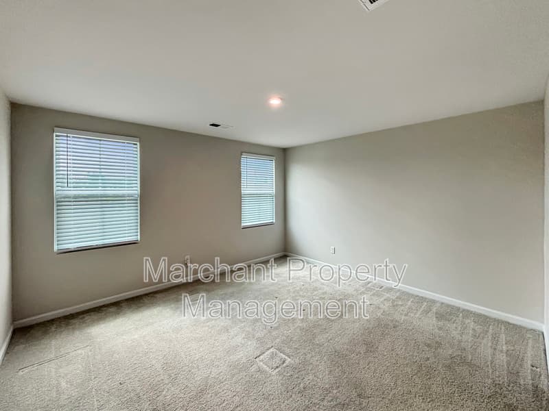Piedmont House: 609 Glamis Court