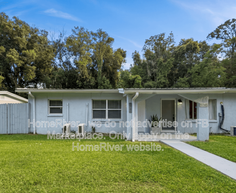Jacksonville Condo: 5745 Antoinette Ln