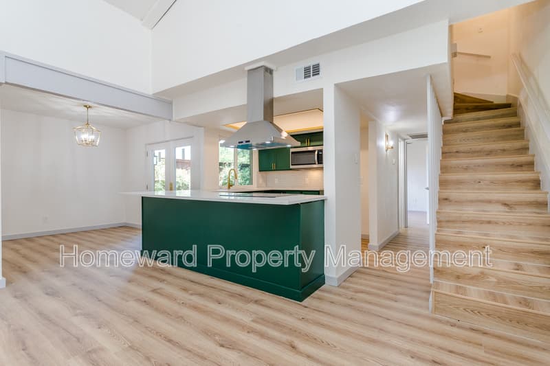 Carrollton Condo: 2026 Via Ballena - 1