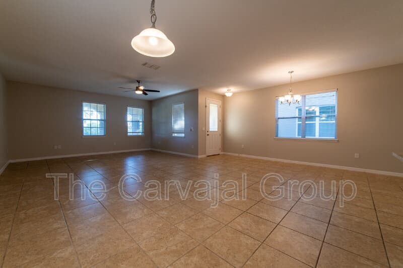 Windermere House: 13762 Summer Harbor Court