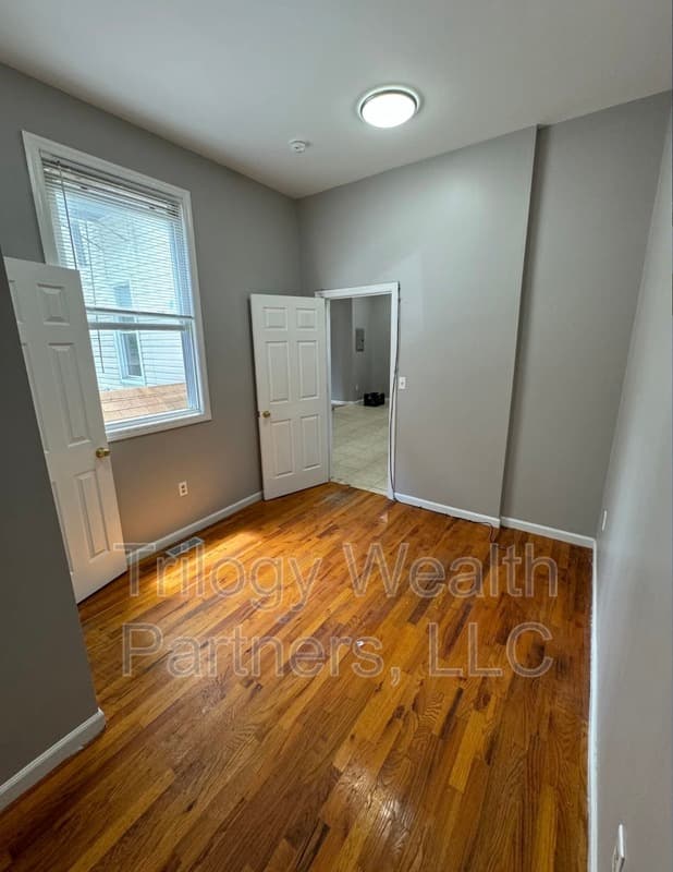 Newark Condo: 224 S. 7th Street - 1B