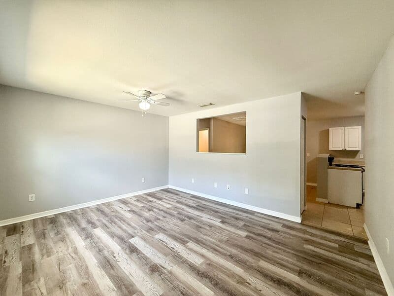 Clearwater Condo: 15657 Waverly Street - 3