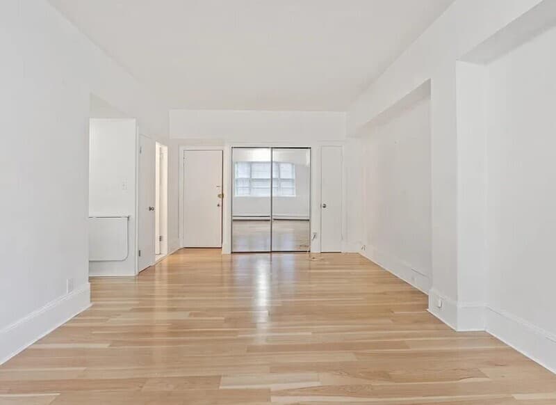Cambridge Condo: 50 Follen St