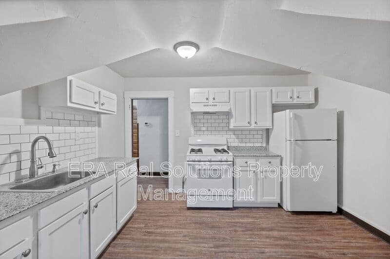 Cincinnati Condo: 816 Windham Avenue