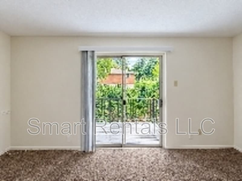 St. Louis Condo: 2621 Tyrell Drive - 1A