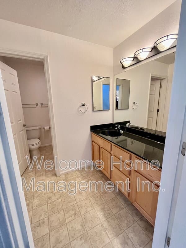 Walnut Creek House: 1240 Walker Ave