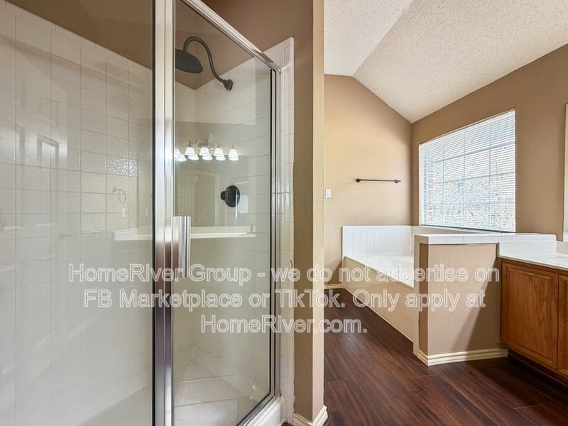 Flower Mound House: 1809 Newton Dr