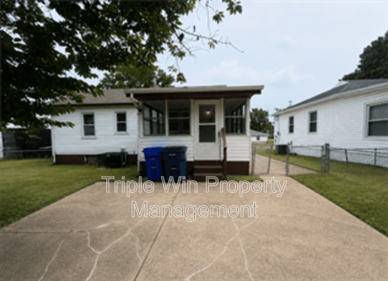 Florissant House: 1145 Patterson Rd.