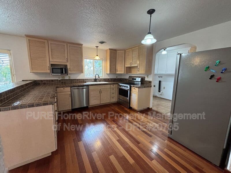 Flora Vista House: 7501 Old Aztec Hwy