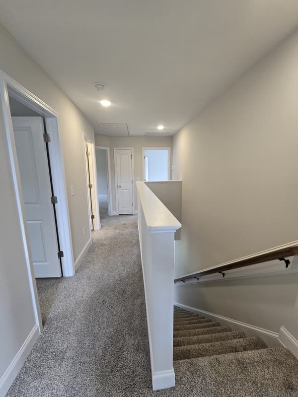Smithfield House: 463 Jackson Pond Drive