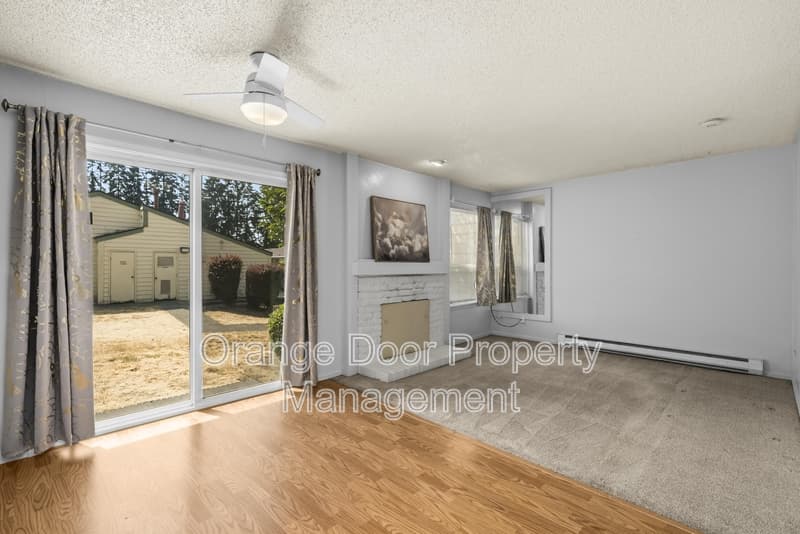 Kent Condo: 23601 112th Avenue SoutheastA102