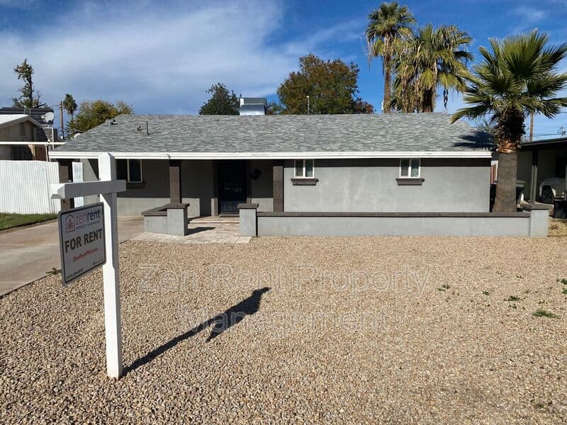 Phoenix House: 2032 W Medlock Drive