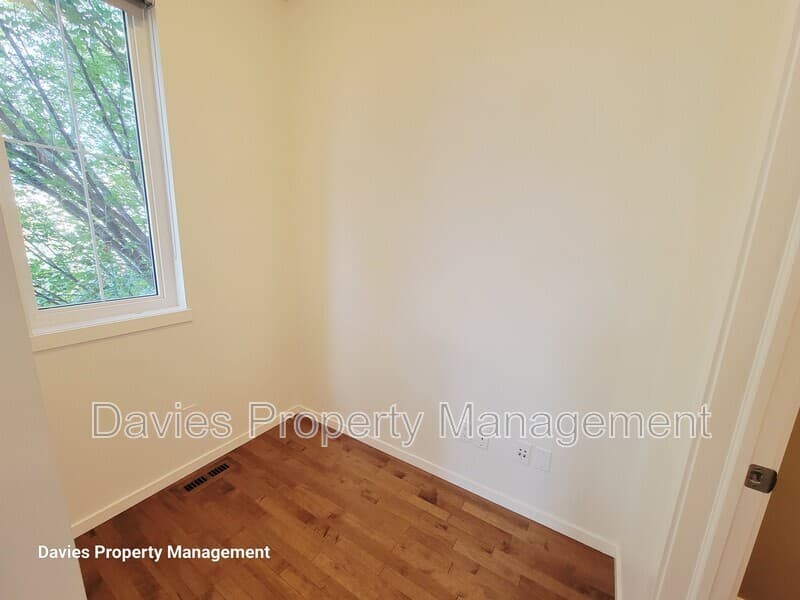 Edmonton Townhome: 603 Watt Boulevard SW
