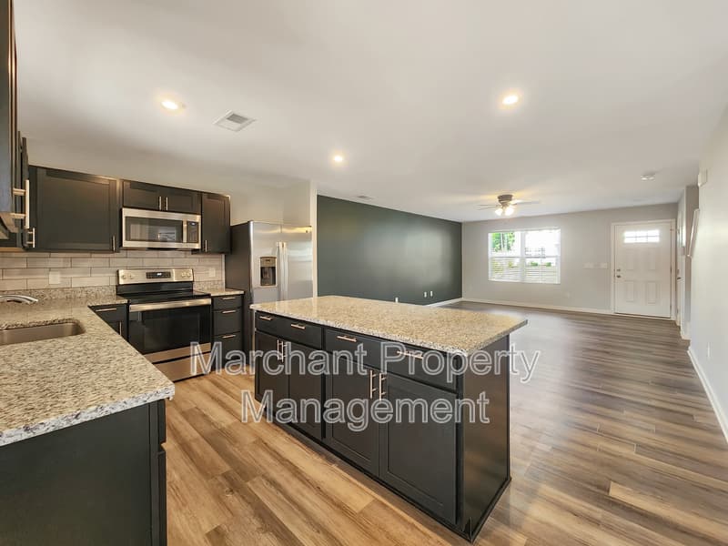 Piedmont House: 156 Barrington Creek Road