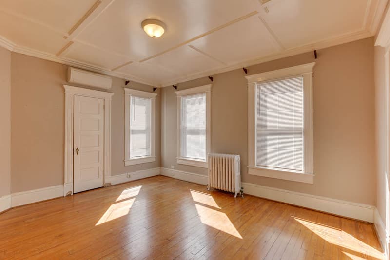 Portsmouth House: 1051 Naval Ave