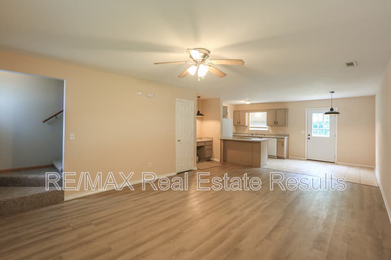 Rogers Condo: 2407 S 16th St