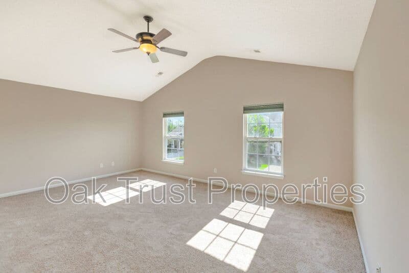 Summerville House: 407 Cotton Hope Lane