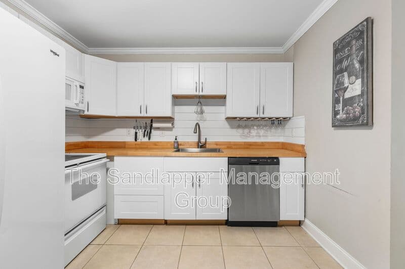 Charleston Condo: 507 Stinson Drive