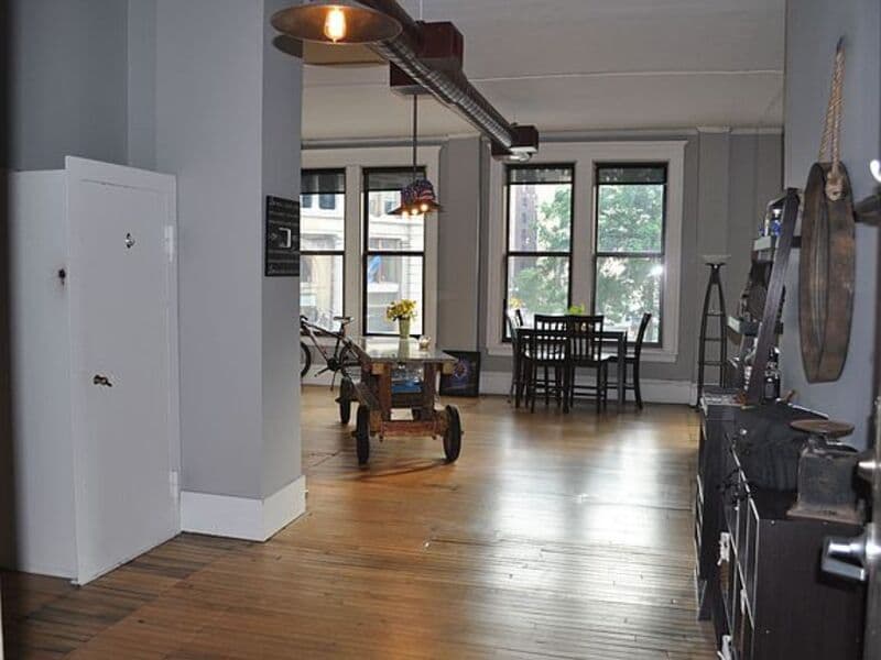 Milwaukee Condo: 108 W Wells St #2