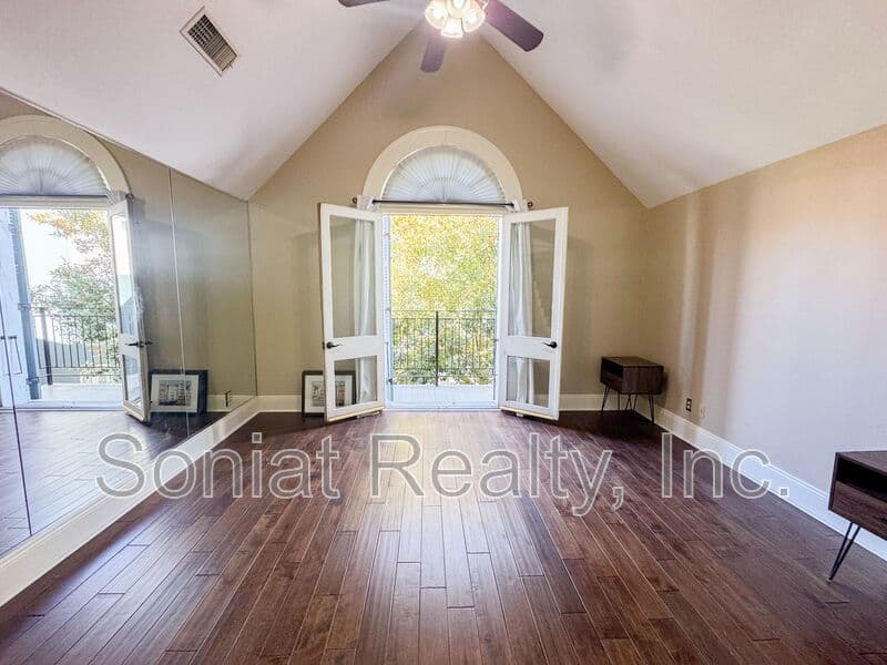 New Orleans Condo: 936 Conti Street