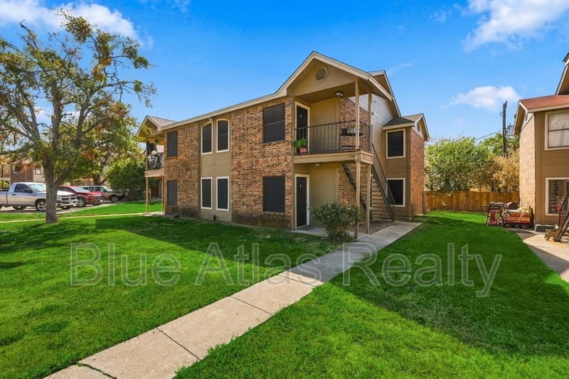 Haltom City Condo: 5104 Herrick Court - C