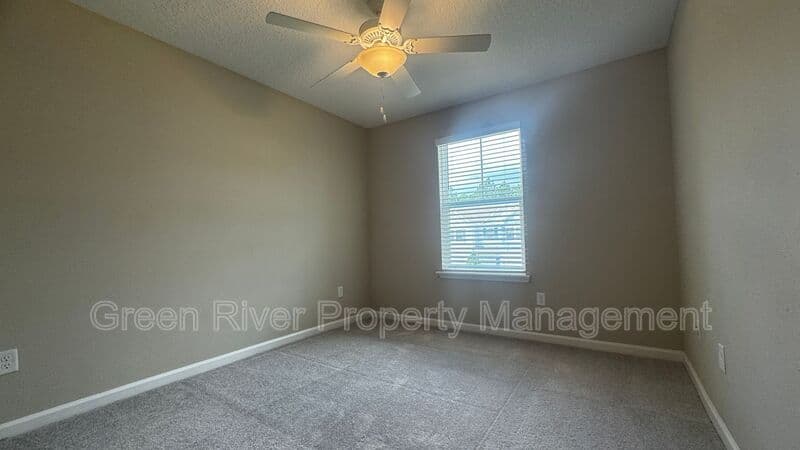 Jacksonville House: 10361 Benson Lake Dr