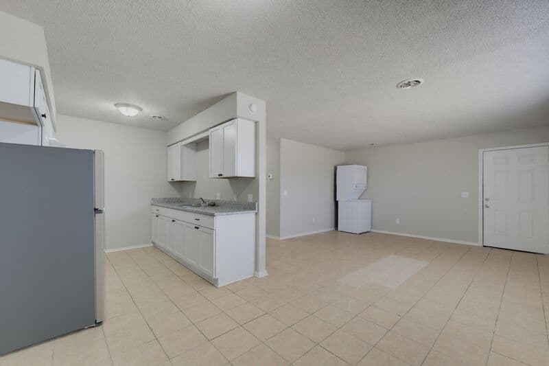 Rogers Condo: 1247 W Sunset Dr